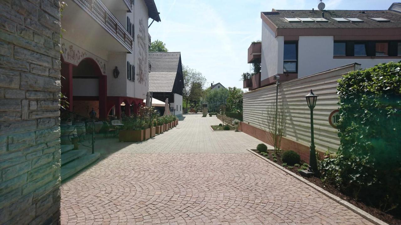 Hotel-Restaurant Bierhaeusle Freiburg im Breisgau Exterior photo