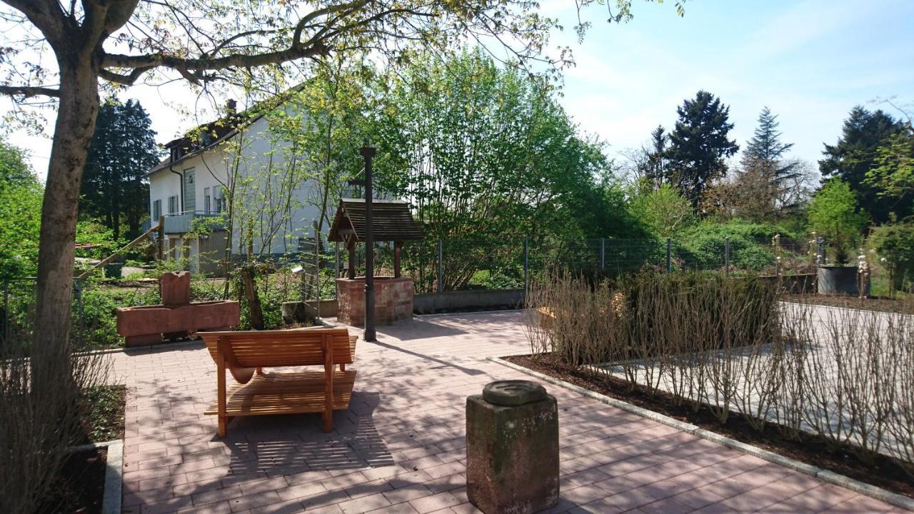 Hotel-Restaurant Bierhaeusle Freiburg im Breisgau Exterior photo